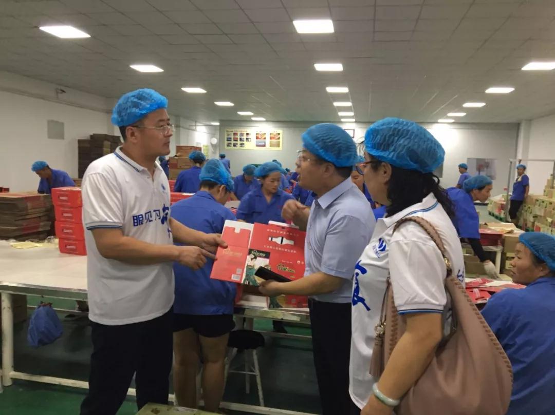 品鉴红星食品 见证食品安全 体验生产过程